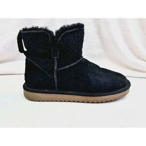 Koolaburra By UGG Size 8 Womens Black Suede Slip On Inner Fleece Fashion Booties